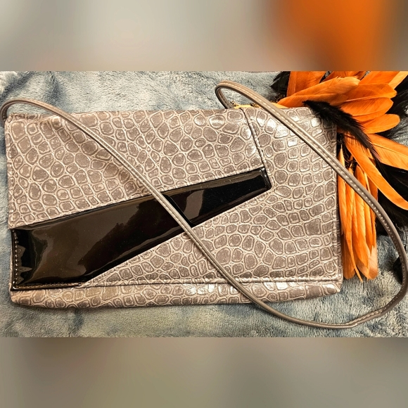 Slick Vintage Faux Croc Clutch/Shoulder Bag - Picture 1 of 10